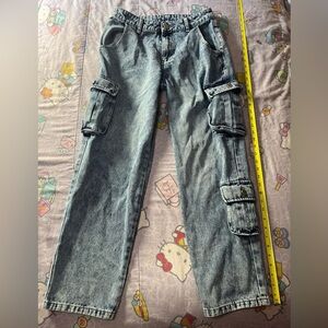 Straight Leg 3 Pocket Cargo Jeans